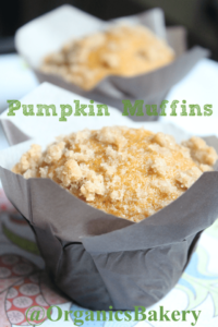 baked pumpkin muffins